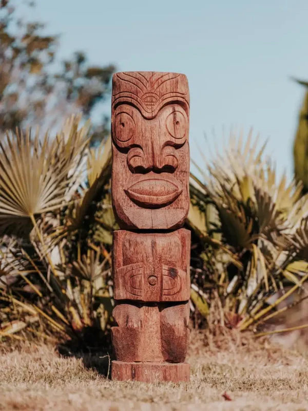 Totem tiki de Polynésie en bois de cocotier 100cm – Sumba – Image 3