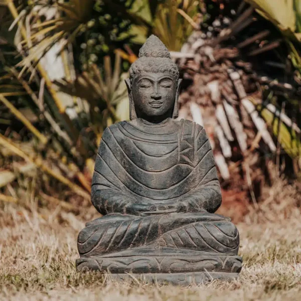 Statue Bouddha assis en pierre volcanique noir antique pour jardin extérieur – 45cm