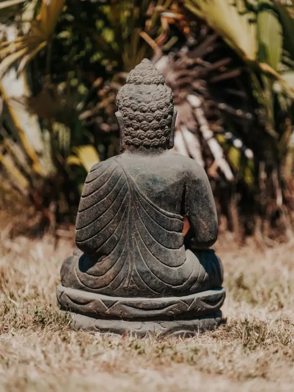 Statue bouddha assis noir en pierre naturelle pour jardin extérieur – 50cm noir antique – Image 3