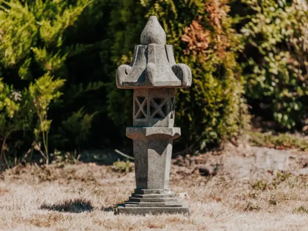 Lampe Japonaise Lanterne Pagode Statue de Jardin en Pierre Volcanique 80cm – Kobe – Image 3