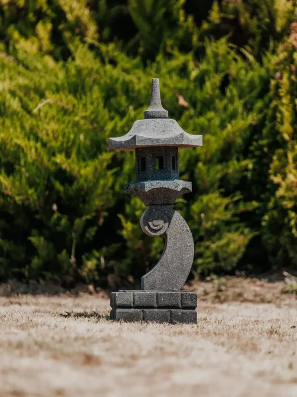 Lampe Japonaise Lanterne Pagode Statue de Jardin en Pierre de Lave 90cm – Kamogawa – Image 2