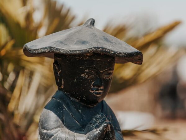 Statue de moine Shaolin, statuette noir antique 60cm – Image 4