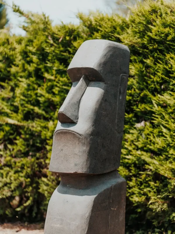 Statue de jardin MOAI de l’île de pâques pour extérieur en pierre volcanique noire, 120 cm – Image 2