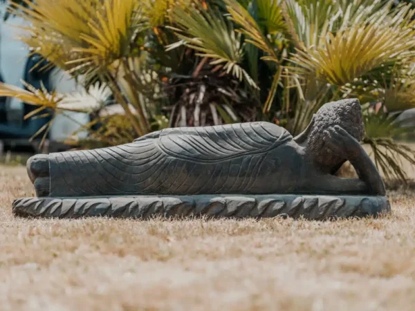 Statue Bouddha couché jardin extérieur en pierre naturelle noir antique 120cm – Image 4