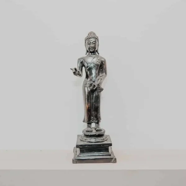 Statue Bouddha debout couleur bronze 33 cm