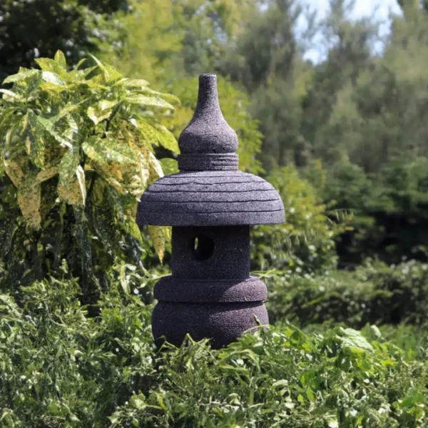 Lanterne japonaise statue de jardin en pierre de lave 50cm – Nara – Image 4
