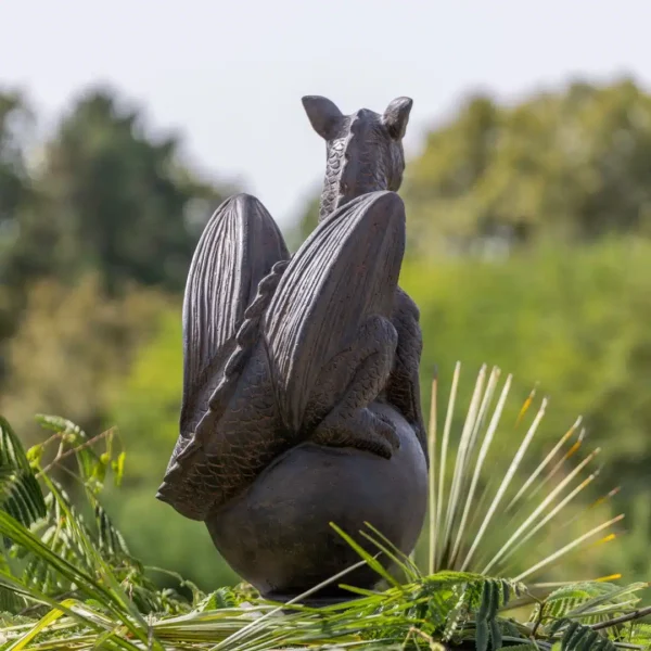 Statue de dragon sur une sphère en pierre reconstituée noir antique 85cm – Image 5