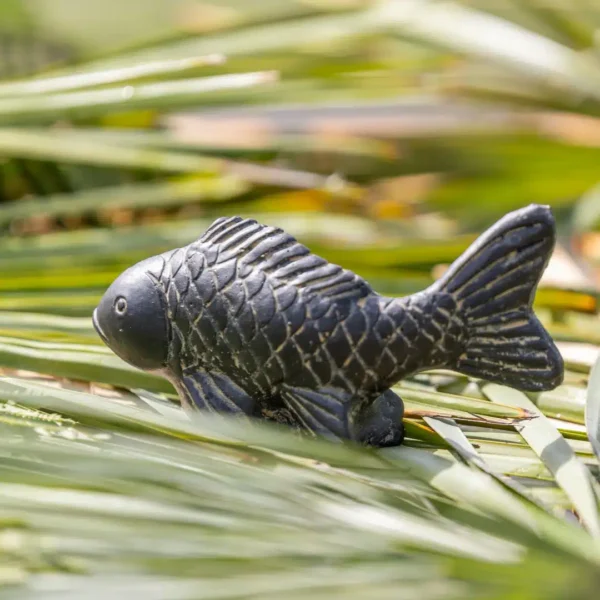 Statue poisson extérieur en pierre reconstituée noir antique 25cm – Image 2