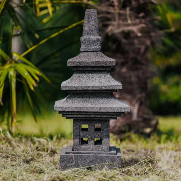 Lampe Japonaise Lanterne Pagode Statue de Jardin en Pierre de Lave 55cm – Katsura – Image 2