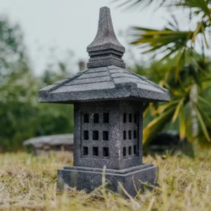 Lampe Japonaise Lanterne Pagode Statue de Jardin en Pierre de Lave 55cm – Tama