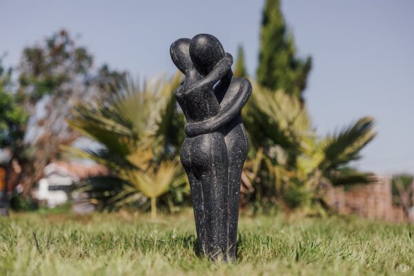 Statue Couple Amoureux Enlacé Amour Extérieur Jardin Noir Antique 60cm – Image 6