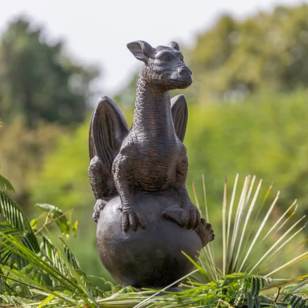 Statue de dragon sur une sphère en pierre reconstituée noir antique 85cm – Image 3