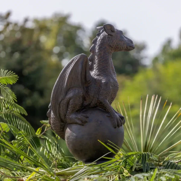 Statue de dragon sur une sphère en pierre reconstituée noir antique 85cm – Image 4