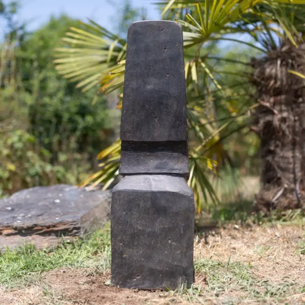 Statue MOAÏ noir de jardin en pierre volcanique, 75 cm – Image 3