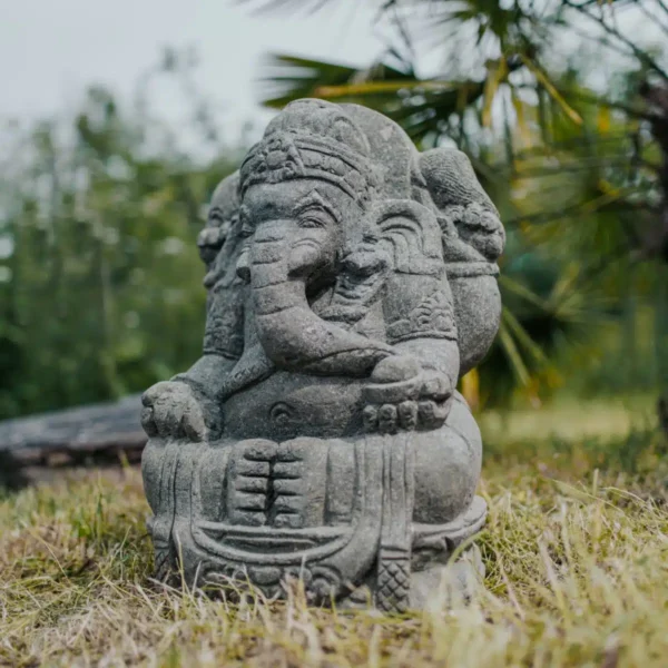 Statue Ganesh assis en pierre naturelle 50cm – Image 3
