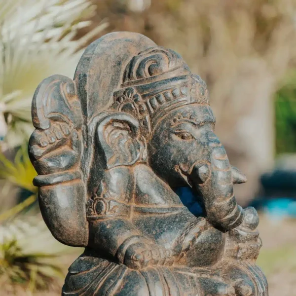 Statue ganesh assis en pierre naturelle noir antique 75cm – Image 2