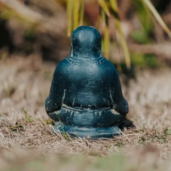 Statue moine de la sagesse Shaolin assis pot pour bougie noir antique 20cm – Image 3