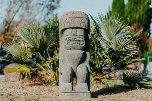 Statue tiki totem en pierre volcanique 100cm – décor polynésien jardin extérieur – Primitif – Image 5