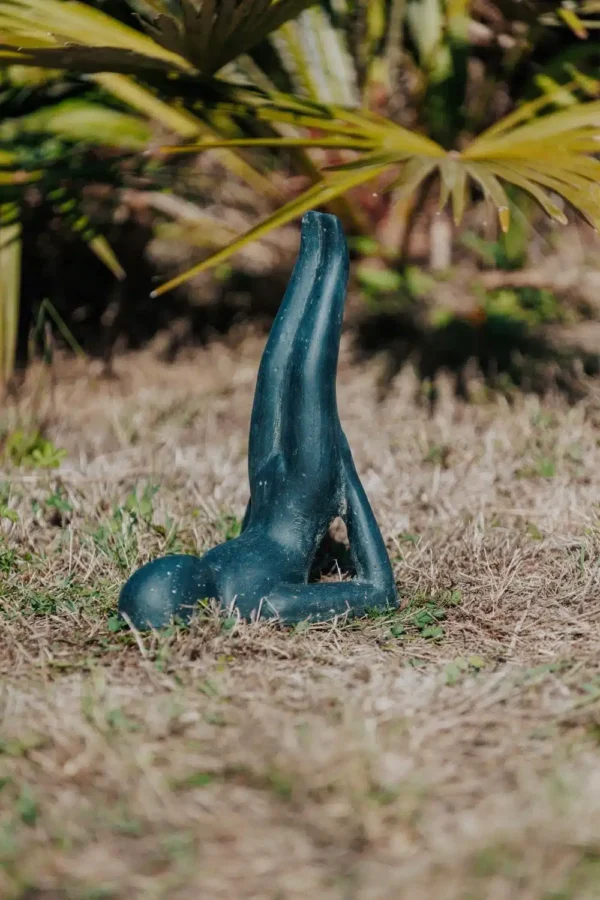 Statue Jardin Salamba Yoga Sarvangasana Chandelle Noir Antique 30cm – Image 3