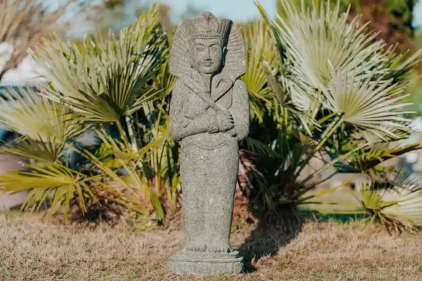 Statue Pharaoh Toutankhamon Debout Jardin Extérieur en Pierre Volcanique Naturelle 100cm – Image 4