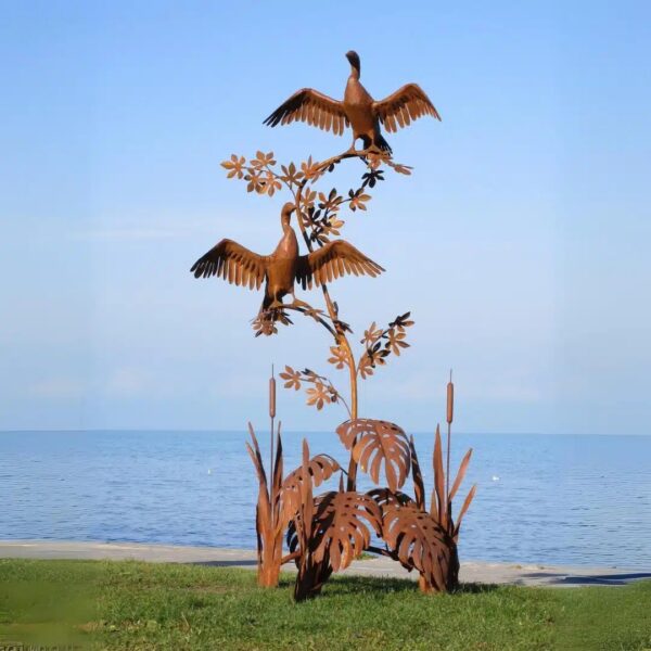 Sculpture de jardin sur branches - 2 oiseaux cormorans - métal aspect rouillé acier (St37) 270cm