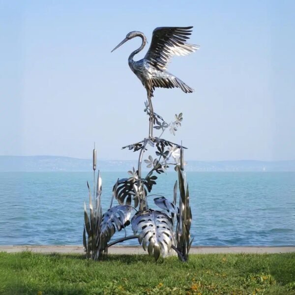 Sculpture héron cigogne sur végétaux en acier inoxydable 218 cm – Image 2