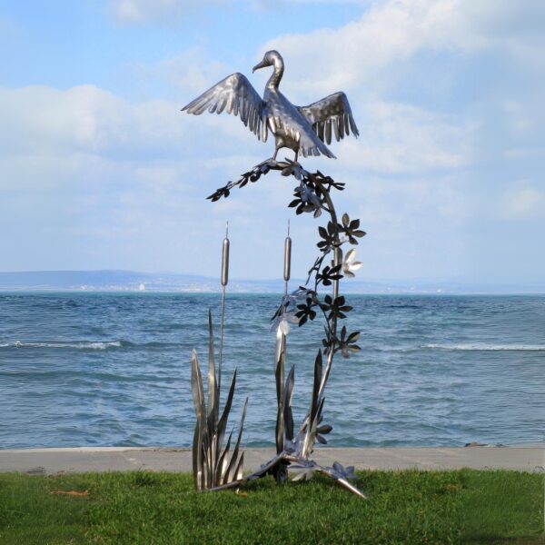 Sculpture de jardin oiseau cormoran sur végétaux en acier inoxydable 182cm – Image 5