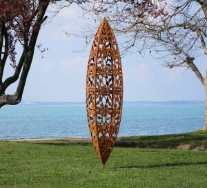 Moderne art abstrait jardin, sculpture cône en acier S37 H 165 cm