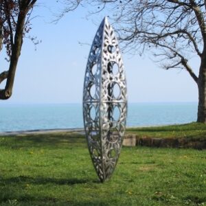 Moderne art abstrait jardin, sculpture cône en acier inoxydable H 165 cm