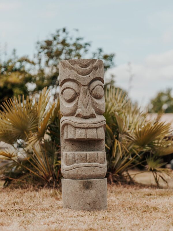 Totem jardin extérieur, Statue tiki – Polynésie, en pierre volcanique 100 cm – Arue – Image 2