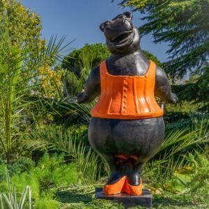 Hippopotame danseuse orange en pierre reconstituée, statue de 110cm